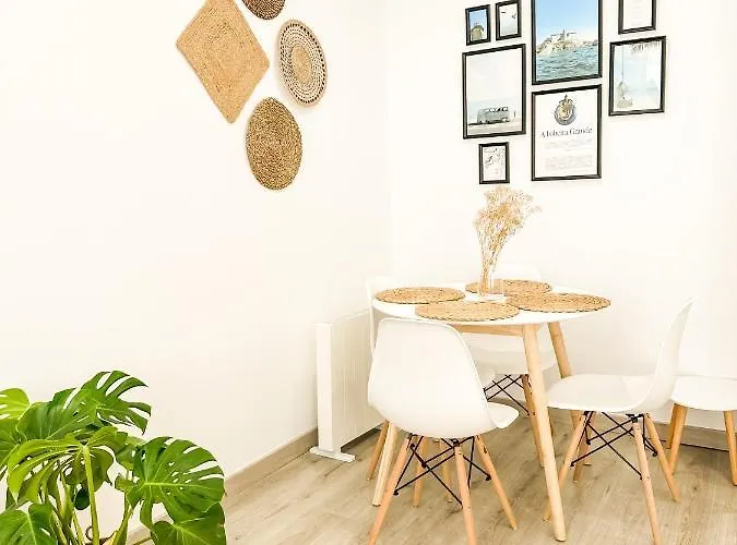 A Lobeira Grande By Aloga *